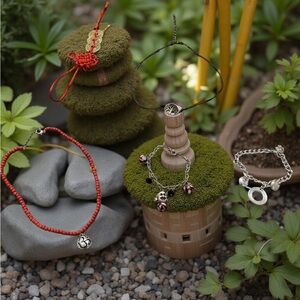 Chic Red and Silver Beaded Necklace